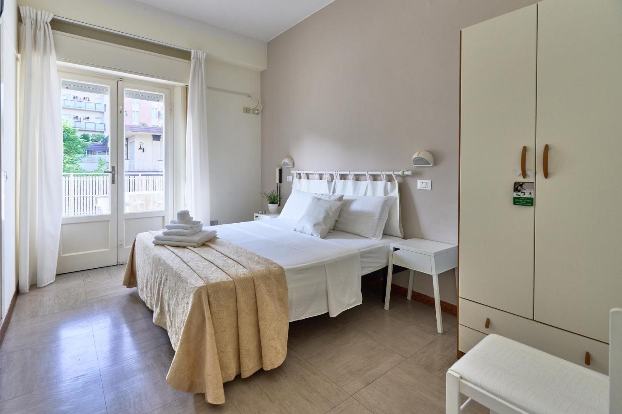 Hotel Bruna B&B Milano Marittima Luaran gambar