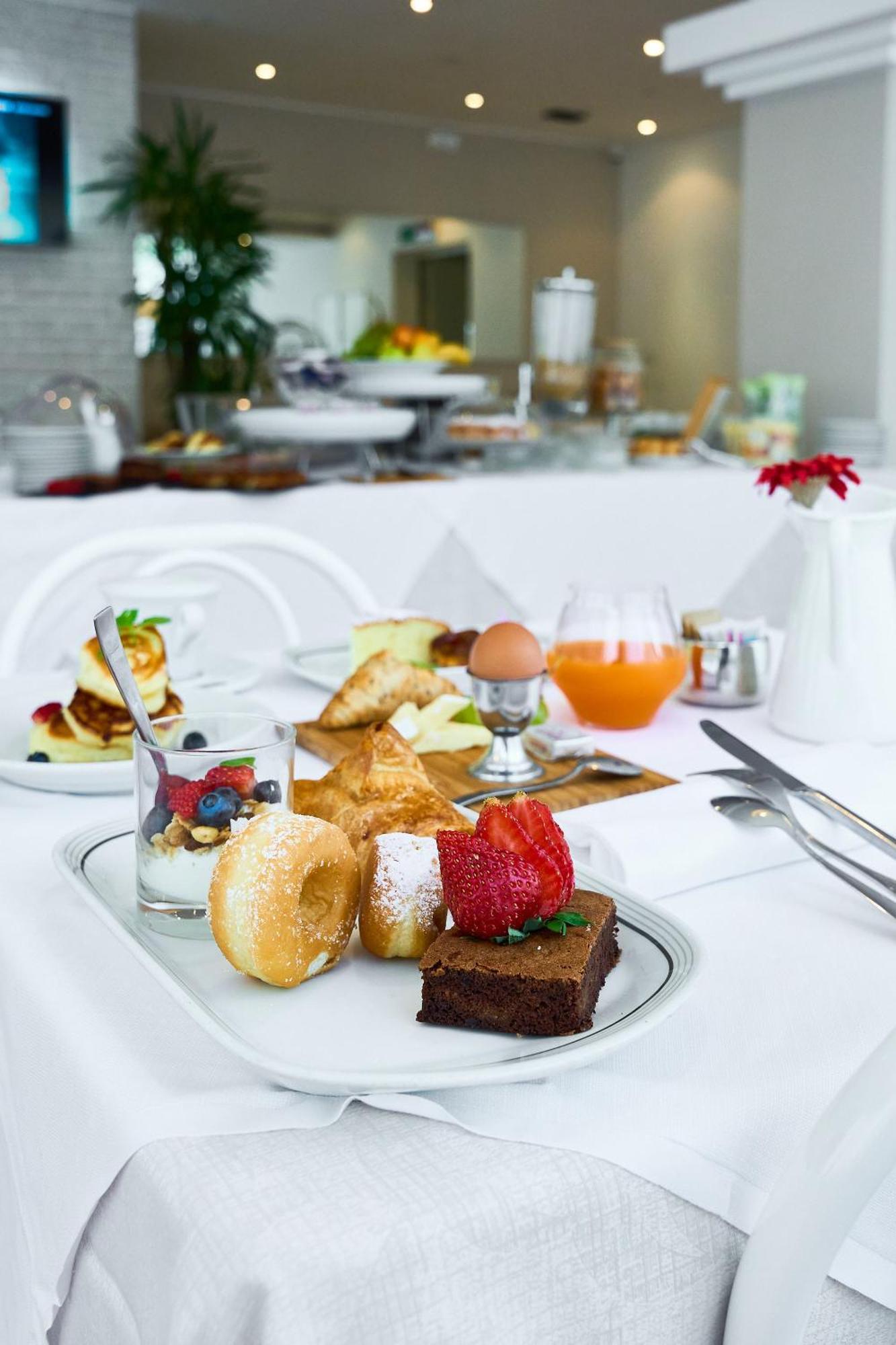 Hotel Bruna B&B Milano Marittima Luaran gambar