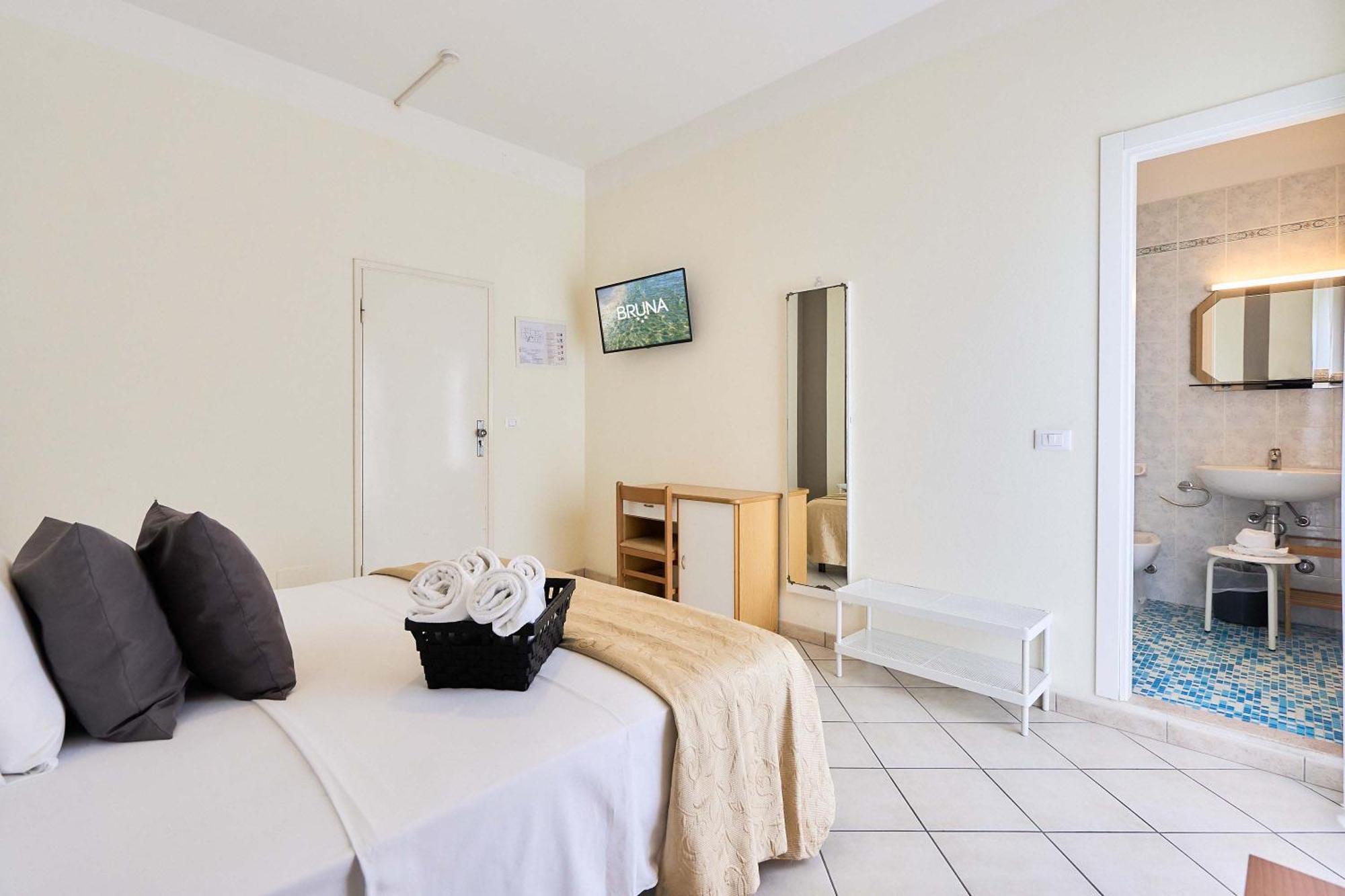 Hotel Bruna B&B Milano Marittima Luaran gambar