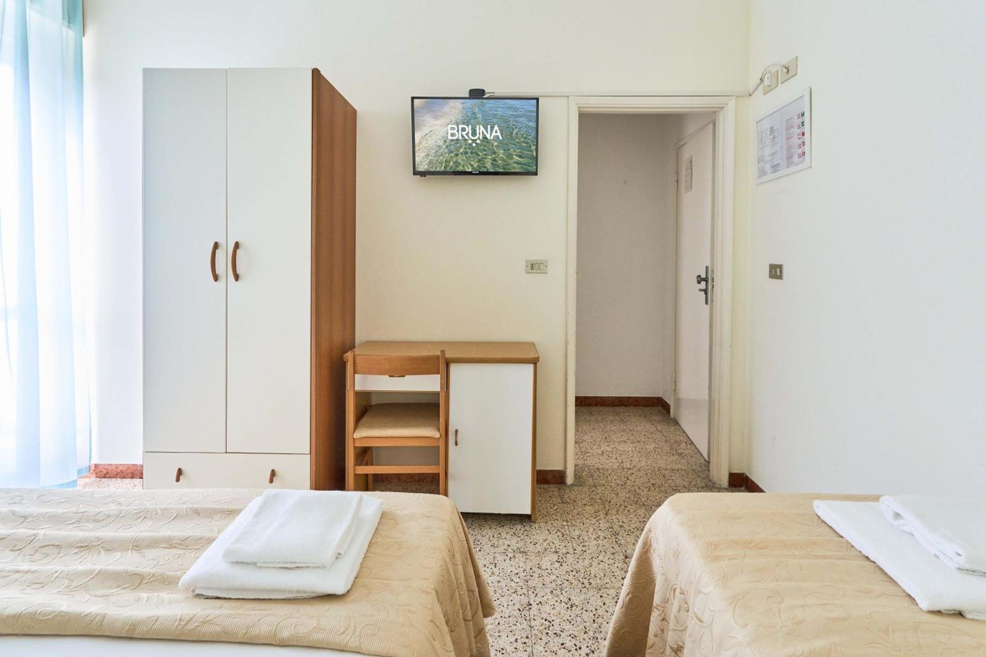 Hotel Bruna B&B Milano Marittima Luaran gambar