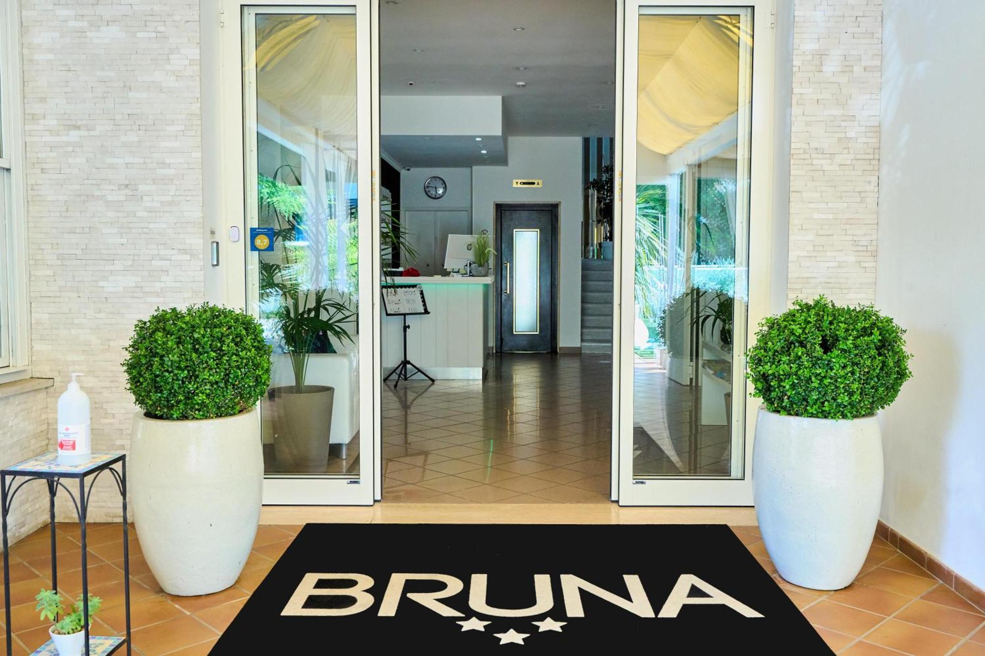 Hotel Bruna B&B Milano Marittima Luaran gambar